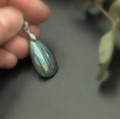 Zawieszka z labradorytu